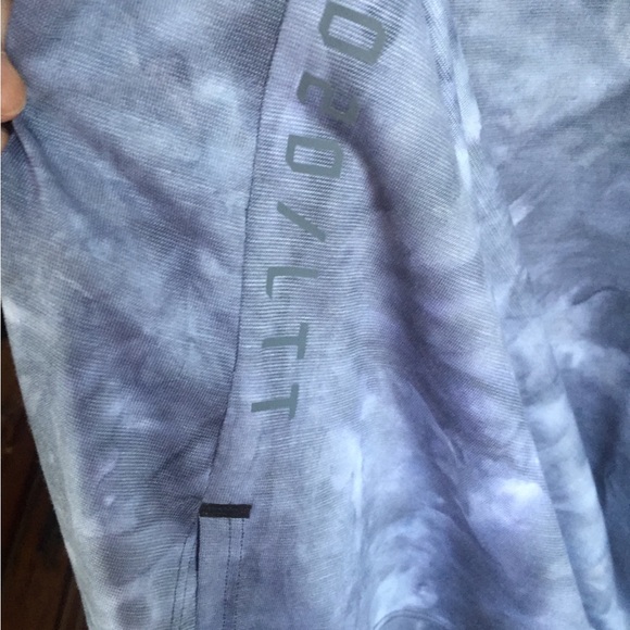 🆕 LULULEMON  “Always Agile” SS Top Med - Picture 5 of 11